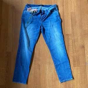 J BRAND light wash denim size 29